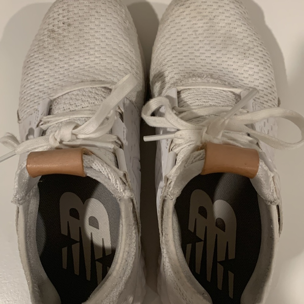 Sneaker - Picture 8 of 9